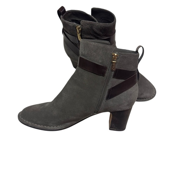 Clarks Womens Spiced River Ankle Boots Booties Gray Suede Mid High Zip Strap 10 - Picture 5 of 8